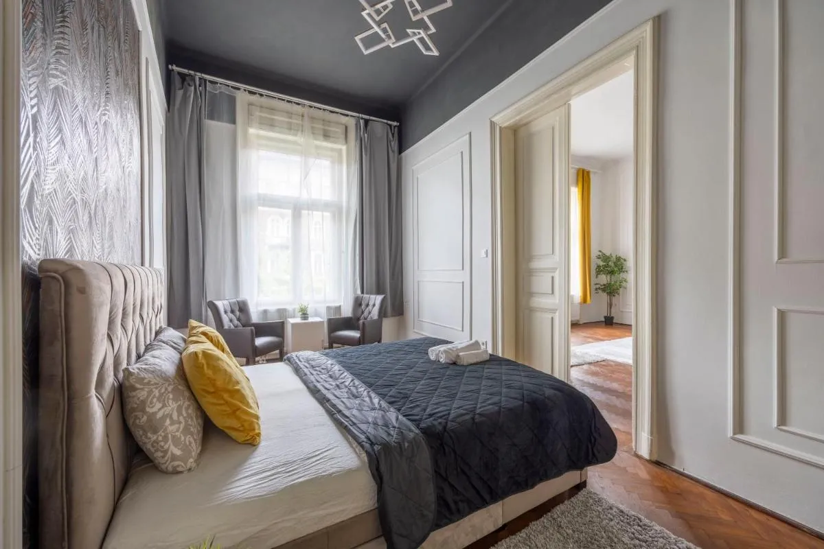 Image 3 of Majestic Central Residence on the Joseph Boulevard