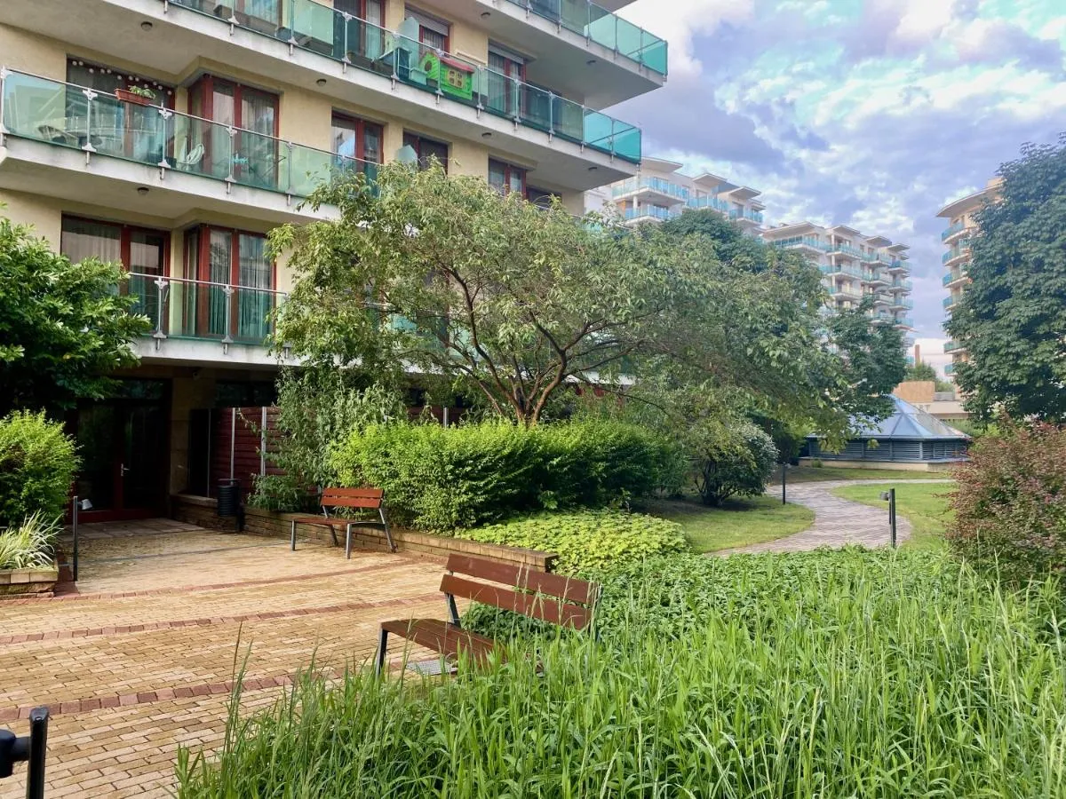 Image 6 of Marina Panorama Apartment & Garage