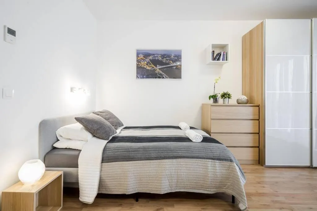 Image 1 of Marina apartment at Danube – FREE PRIVATE PARKING!