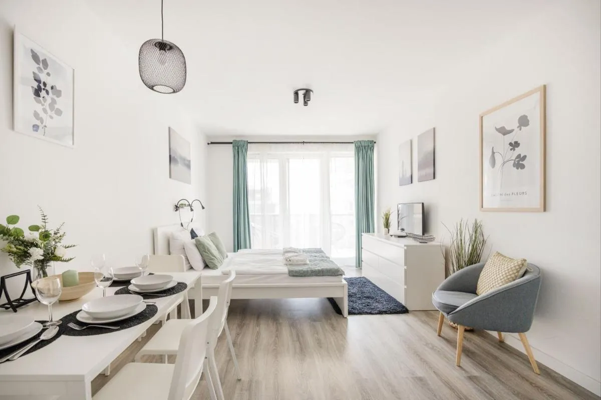 Image 4 of Modern Riverfront Apartment with Free Parking
