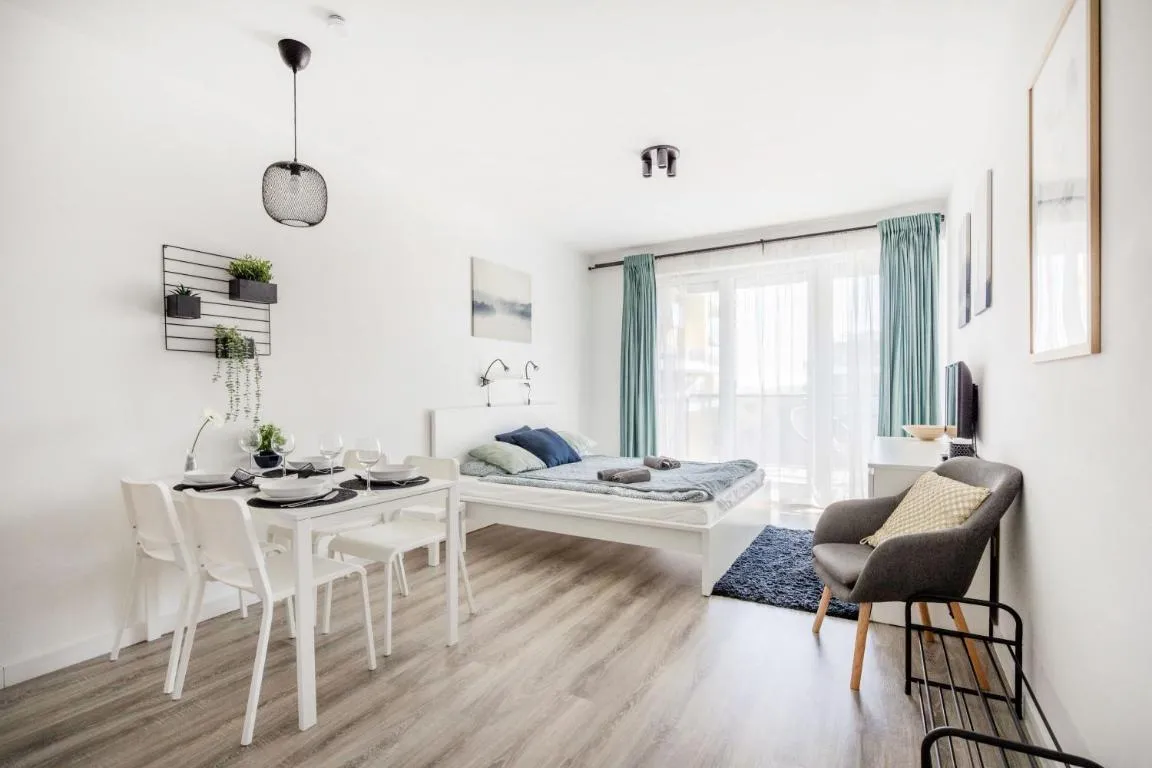 Image of Modern Riverside Apartment with Free Parking