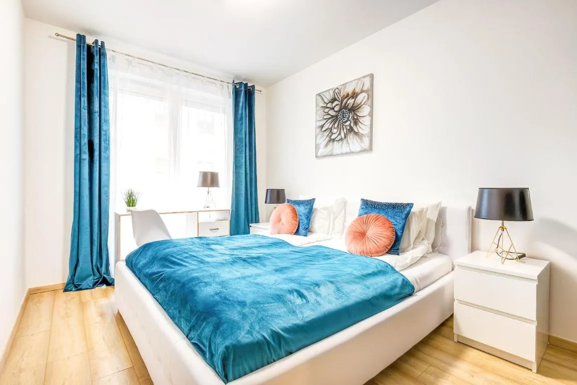 Image of Modern apartment with free garage and balcony in the downtown