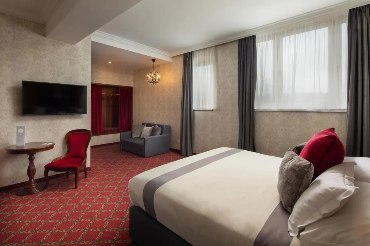Image 2 of Mystery Hotel Budapest