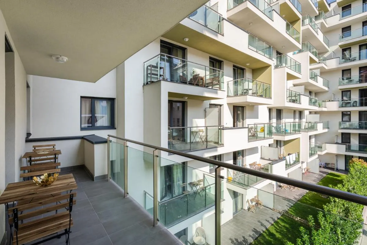 Image 3 of Navy Angel Apartment with balcony