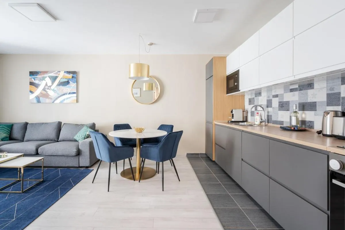 Image 4 of Navy Angel Apartment with balcony