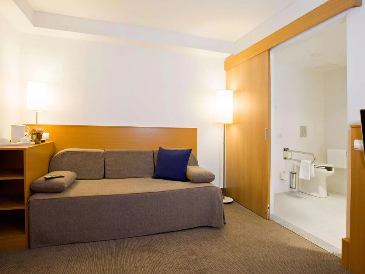 Image 2 of Novotel Budapest City