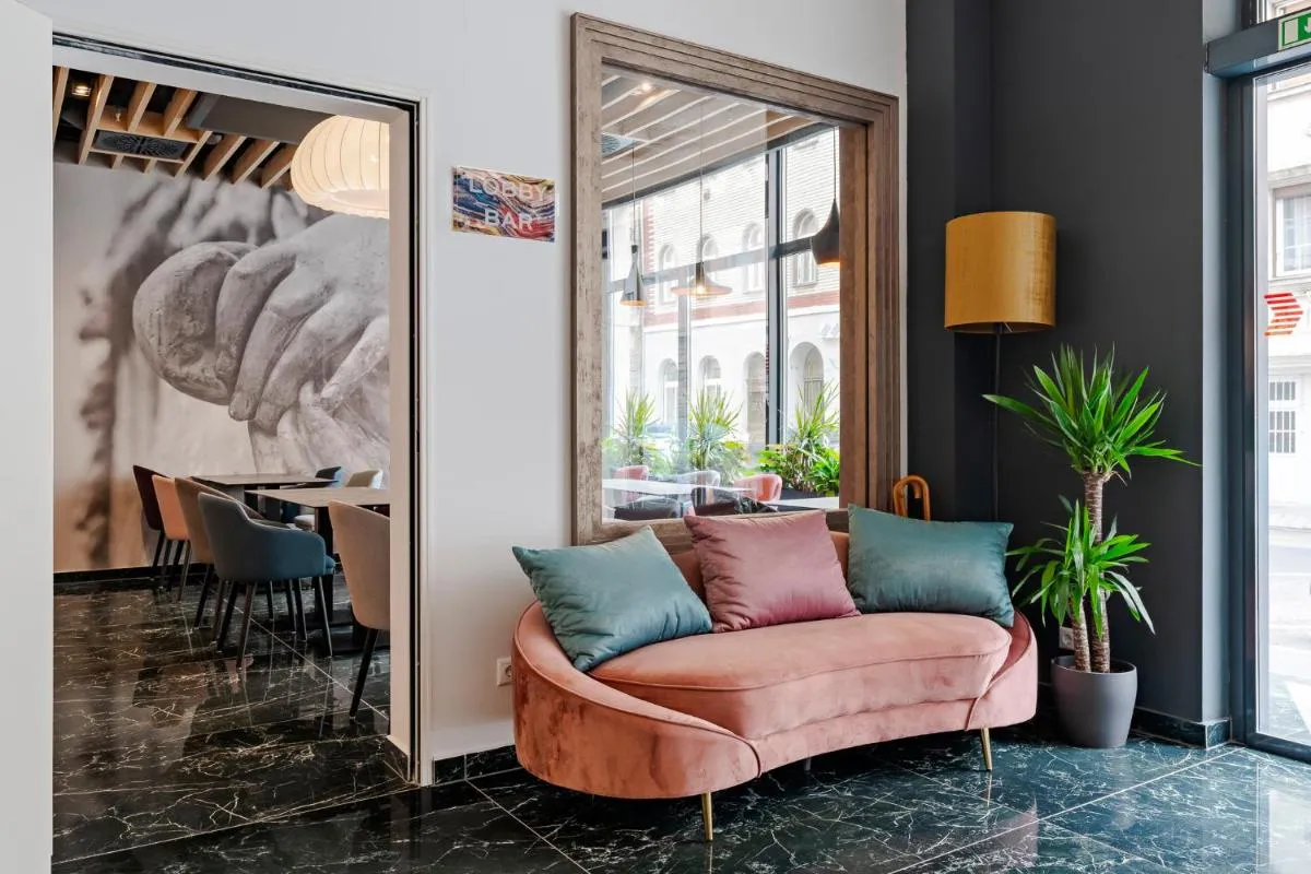 Image 2 of Onyx Luxury Budapest