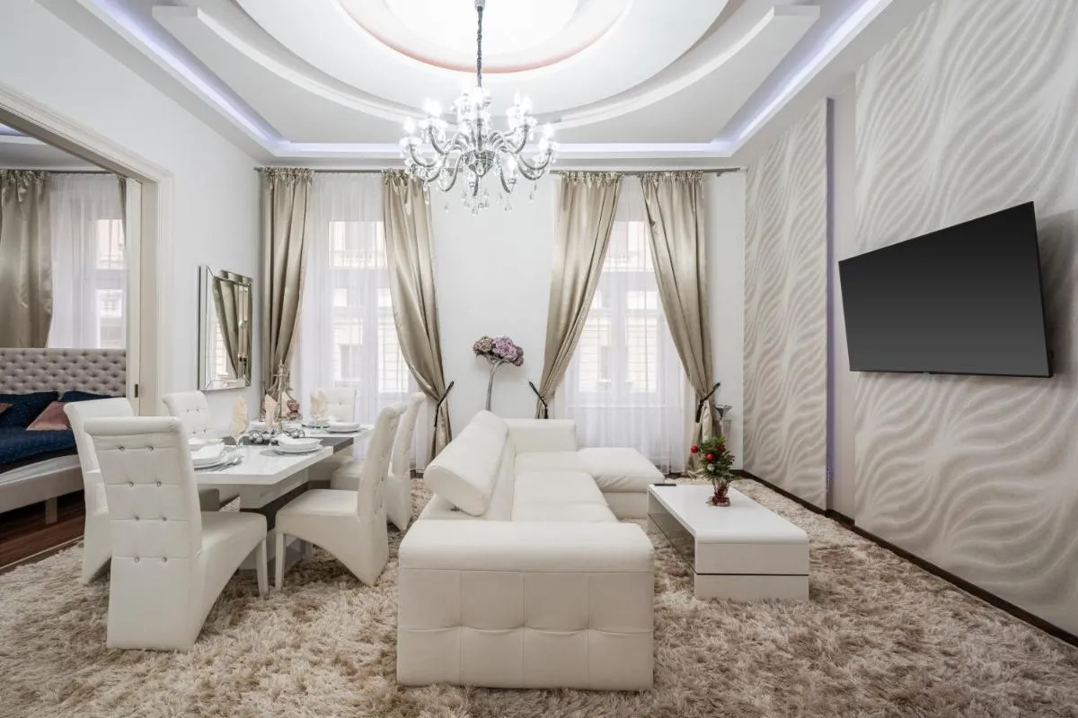 Image 2 of Opera Balkony Luxury Apartment