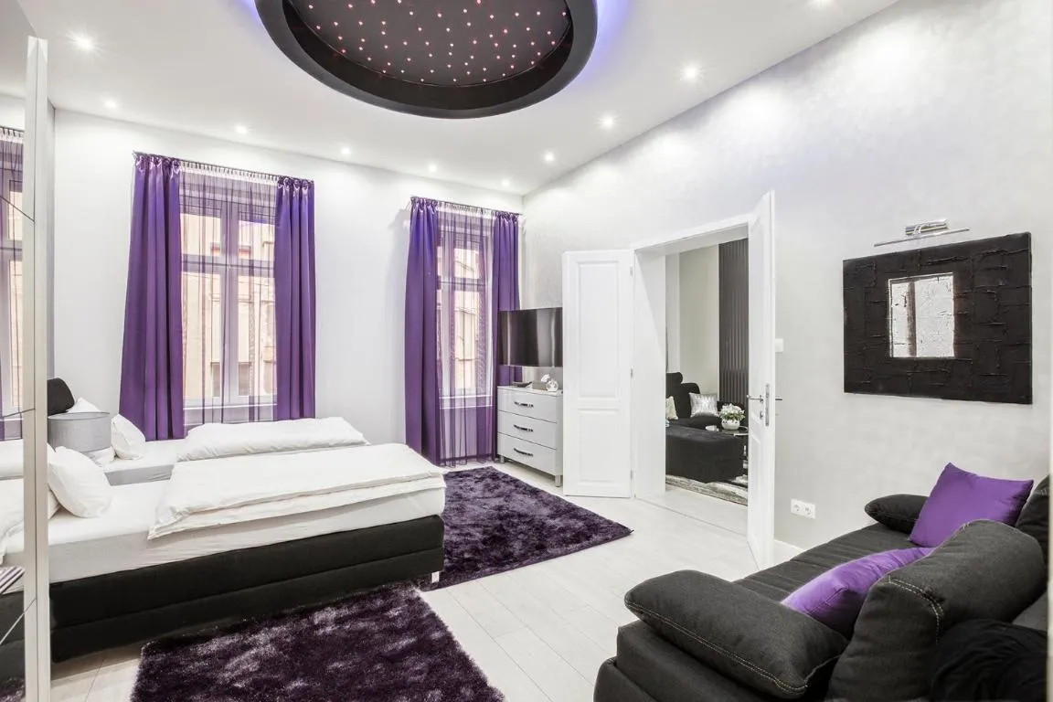 Image of Opera Luxory Suite