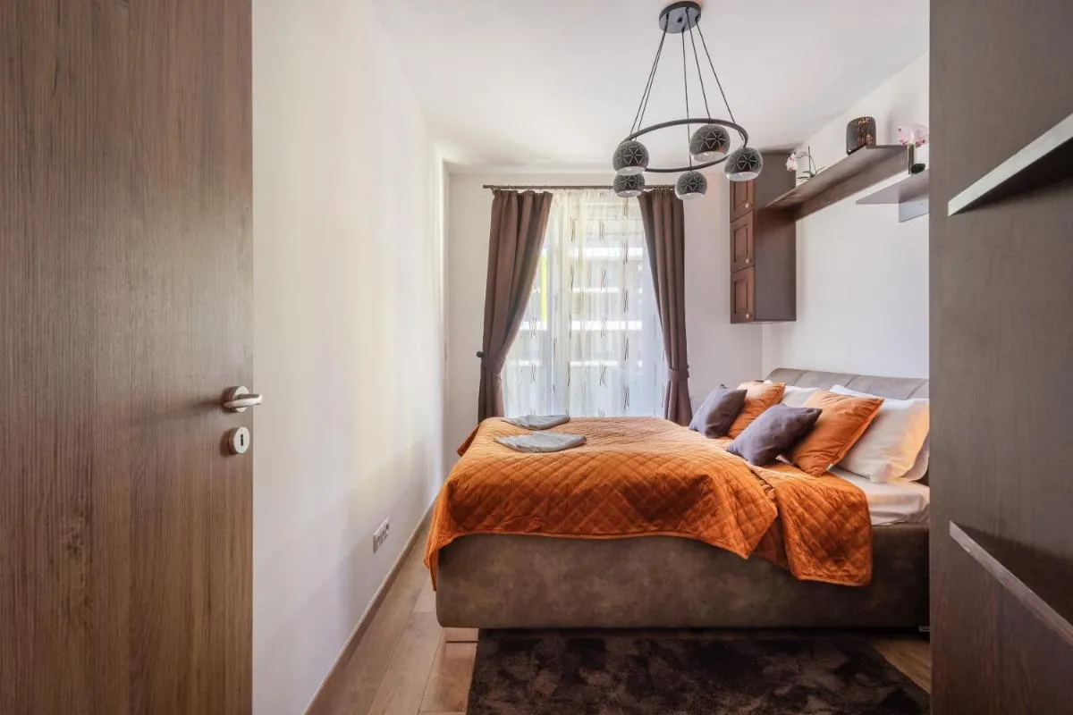 Image 1 of Orchid House Apartment