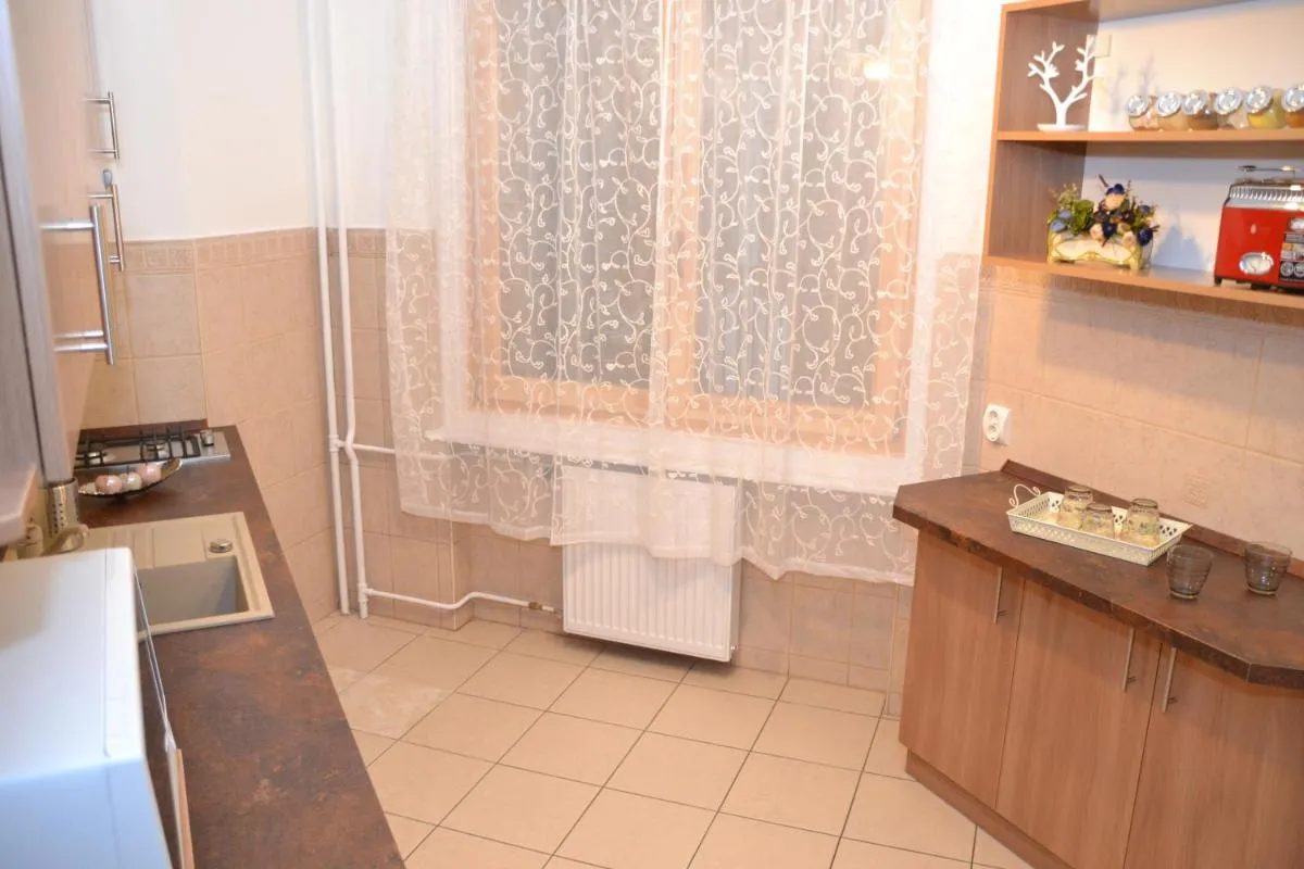 Image 2 of Paprika Apartment Grand