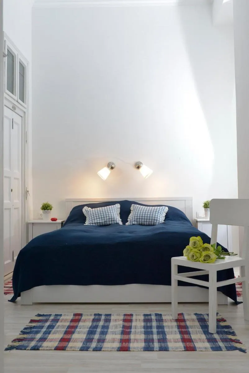 Image 3 of Paris Apartment