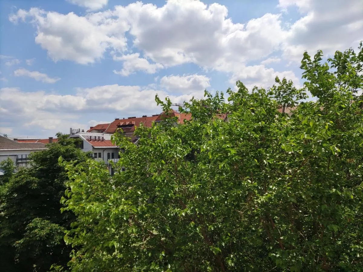 Image 5 of Park view, close to river, AC, Bauhaus vibe, 2 balconies