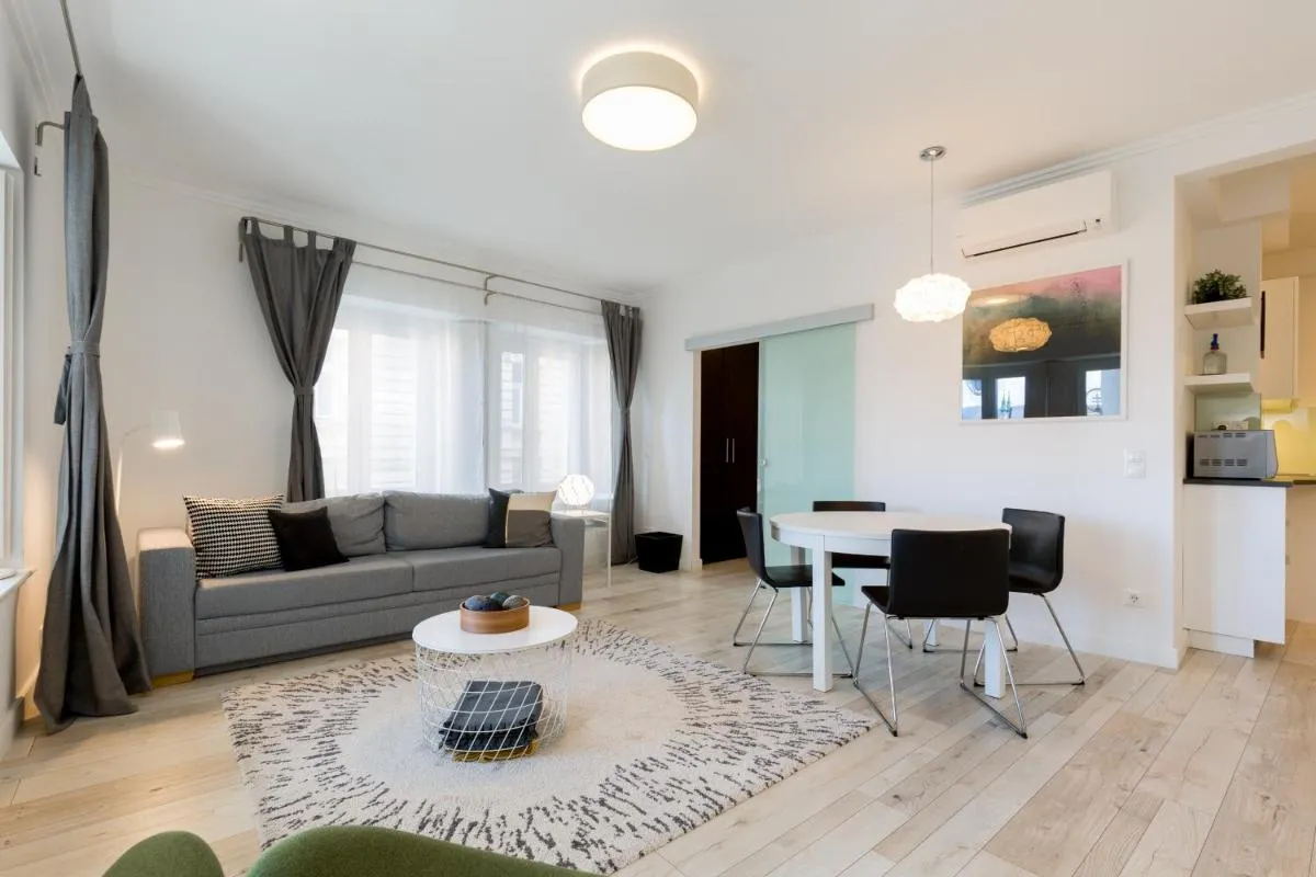 Image 3 of Parlament Panorama Luxury Apartman