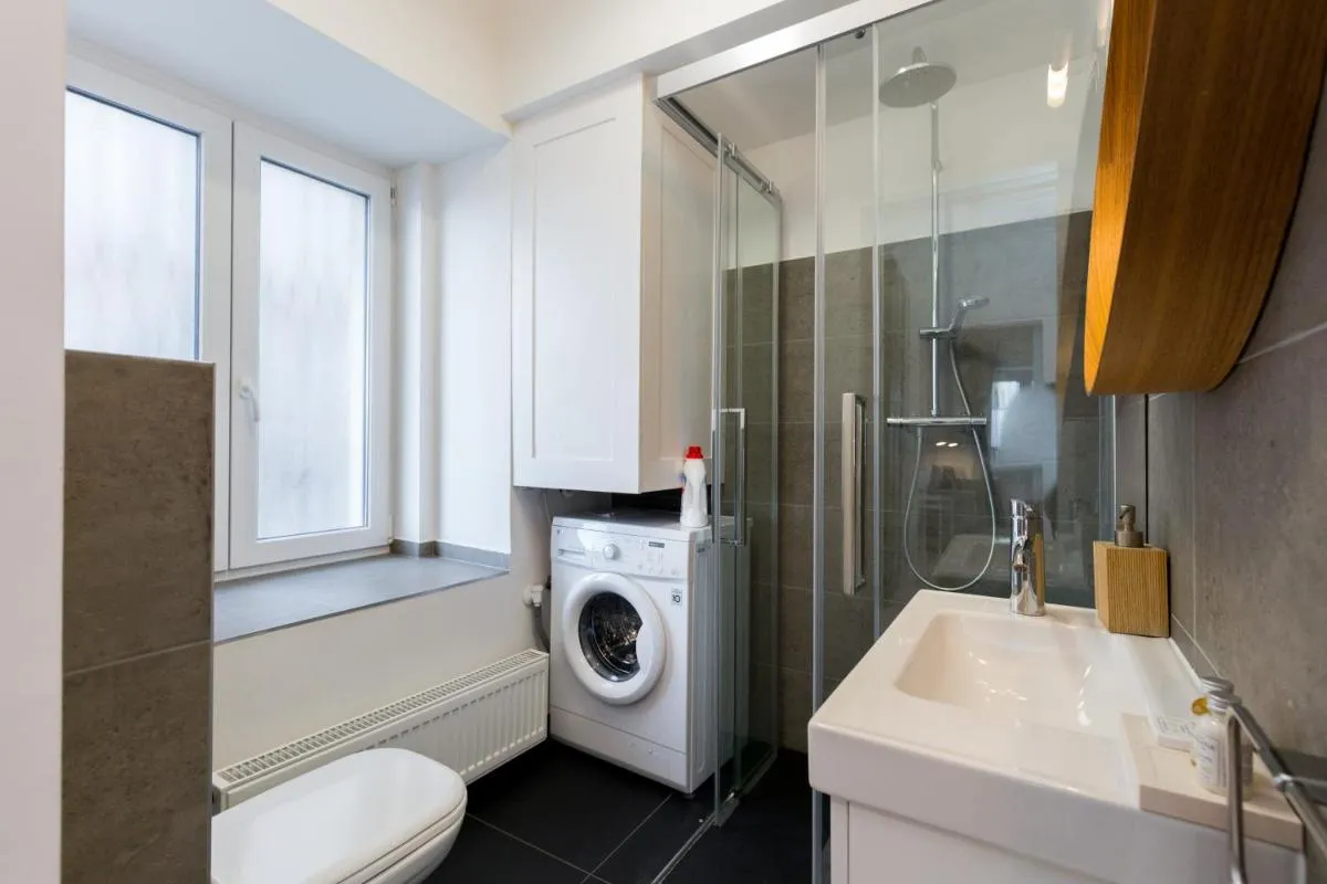 Image 1 of Parlament Panorama Luxury Apartman
