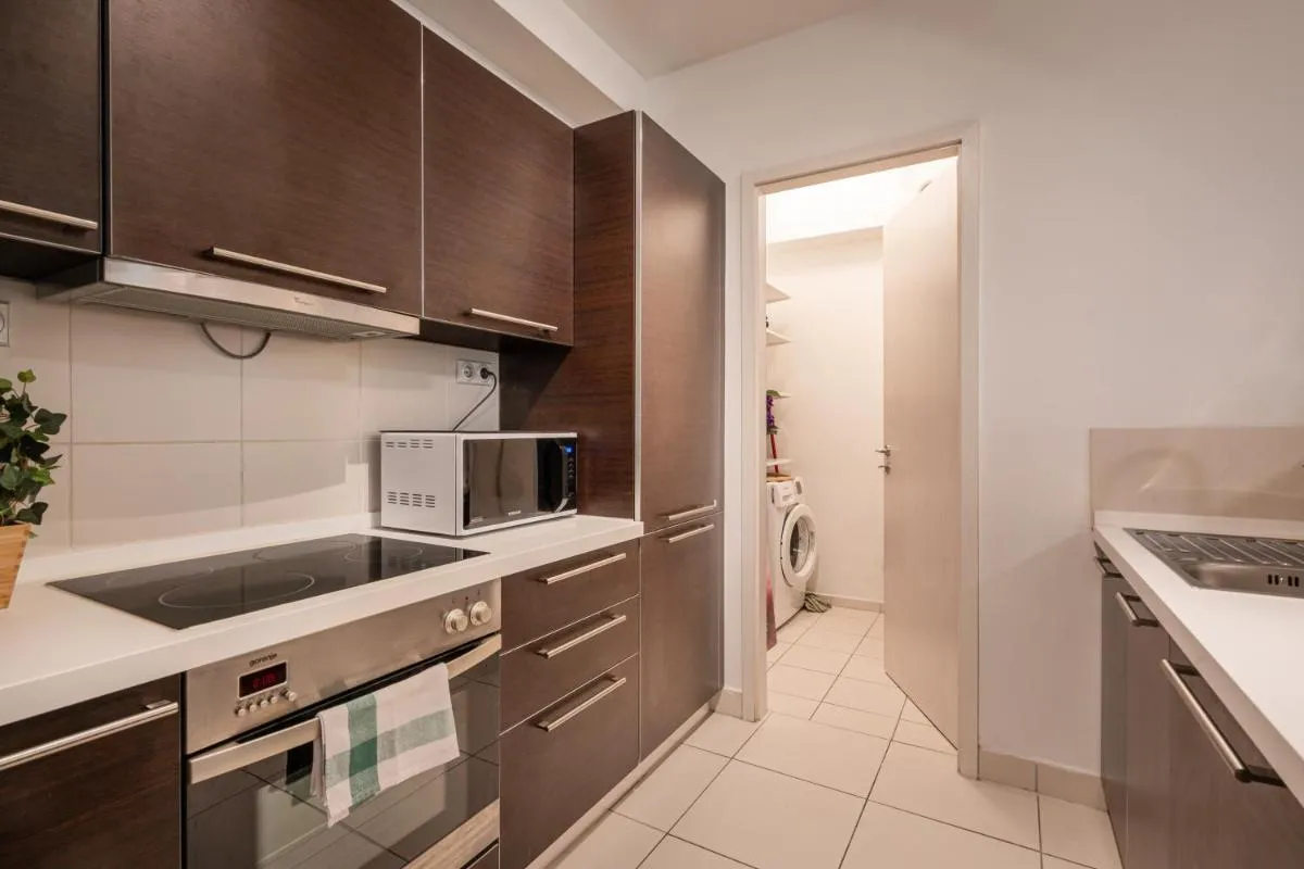 Image 2 of Paulay Private Apartment