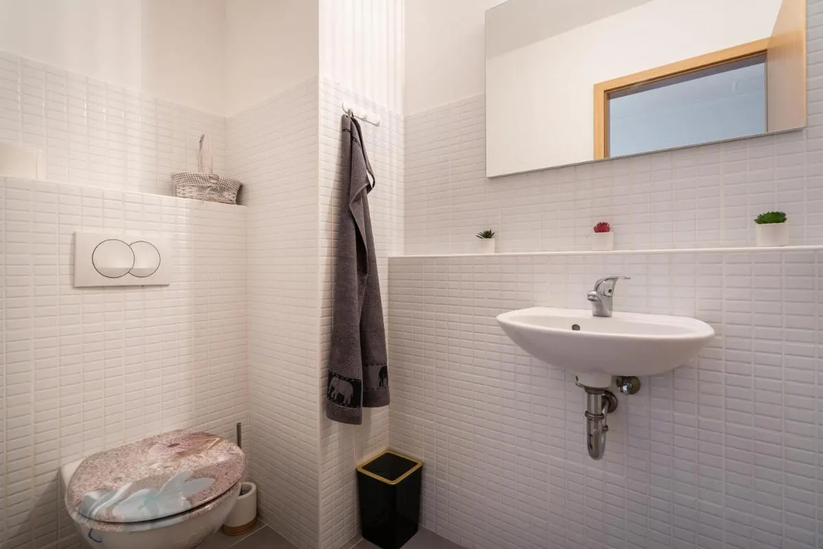 Image 6 of Penthouse three bedrooms, three balconies apartment in Kiraly street