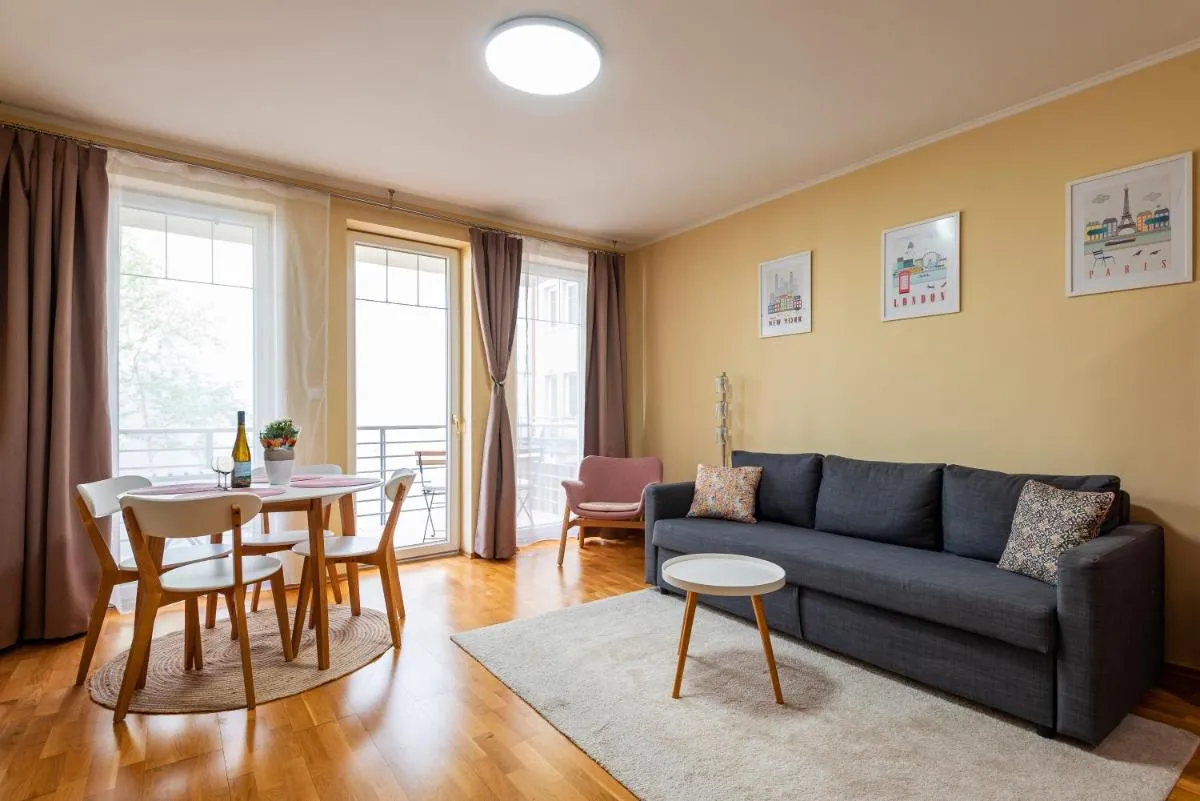 Image 2 of Pesti City Apartment&Free parking