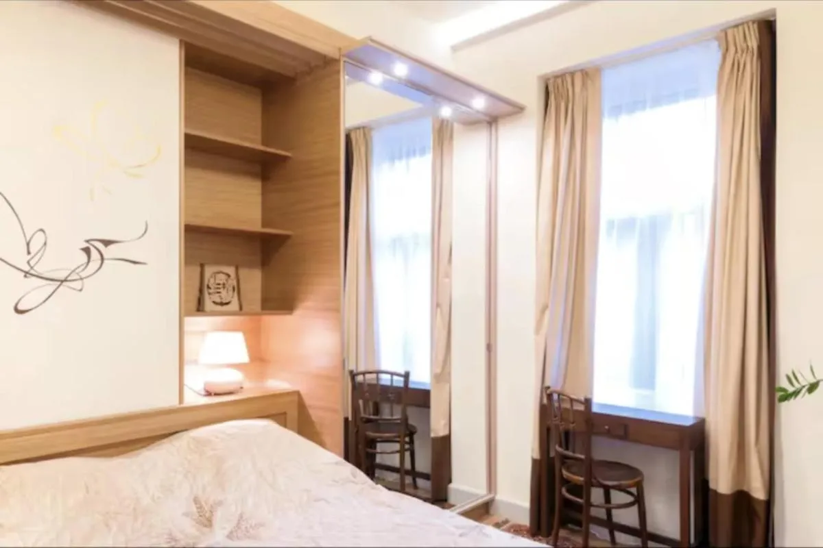 Image 2 of Prestige Suite Opera – supercentral