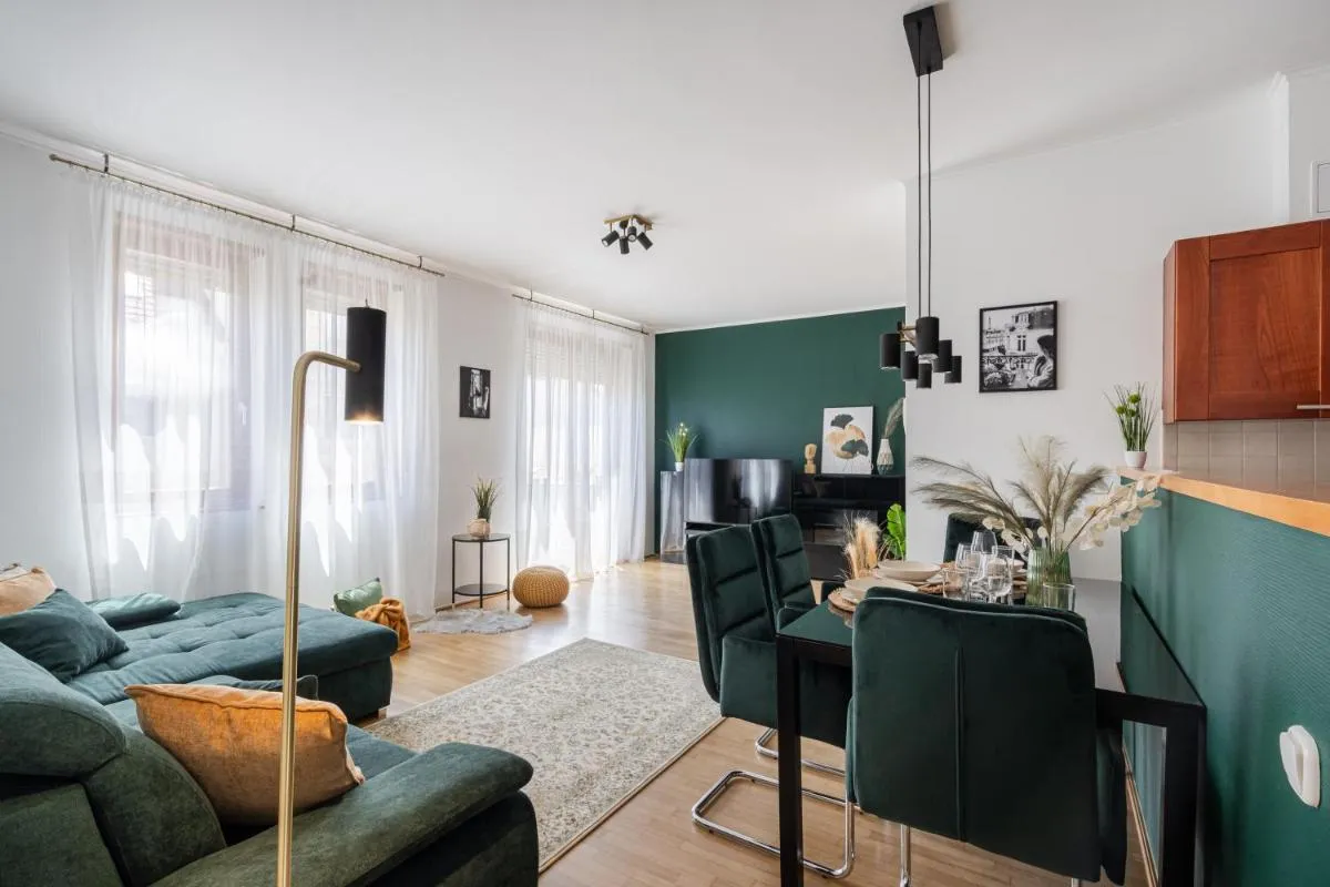 Image 4 of Prime Location Apartment