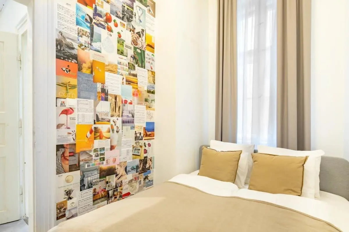 Image 1 of Quiet Comfort – Central Buda