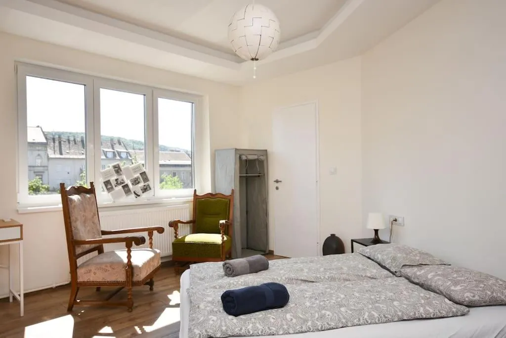 Image 1 of Renovated Stylish Flat at the Castle&Metro