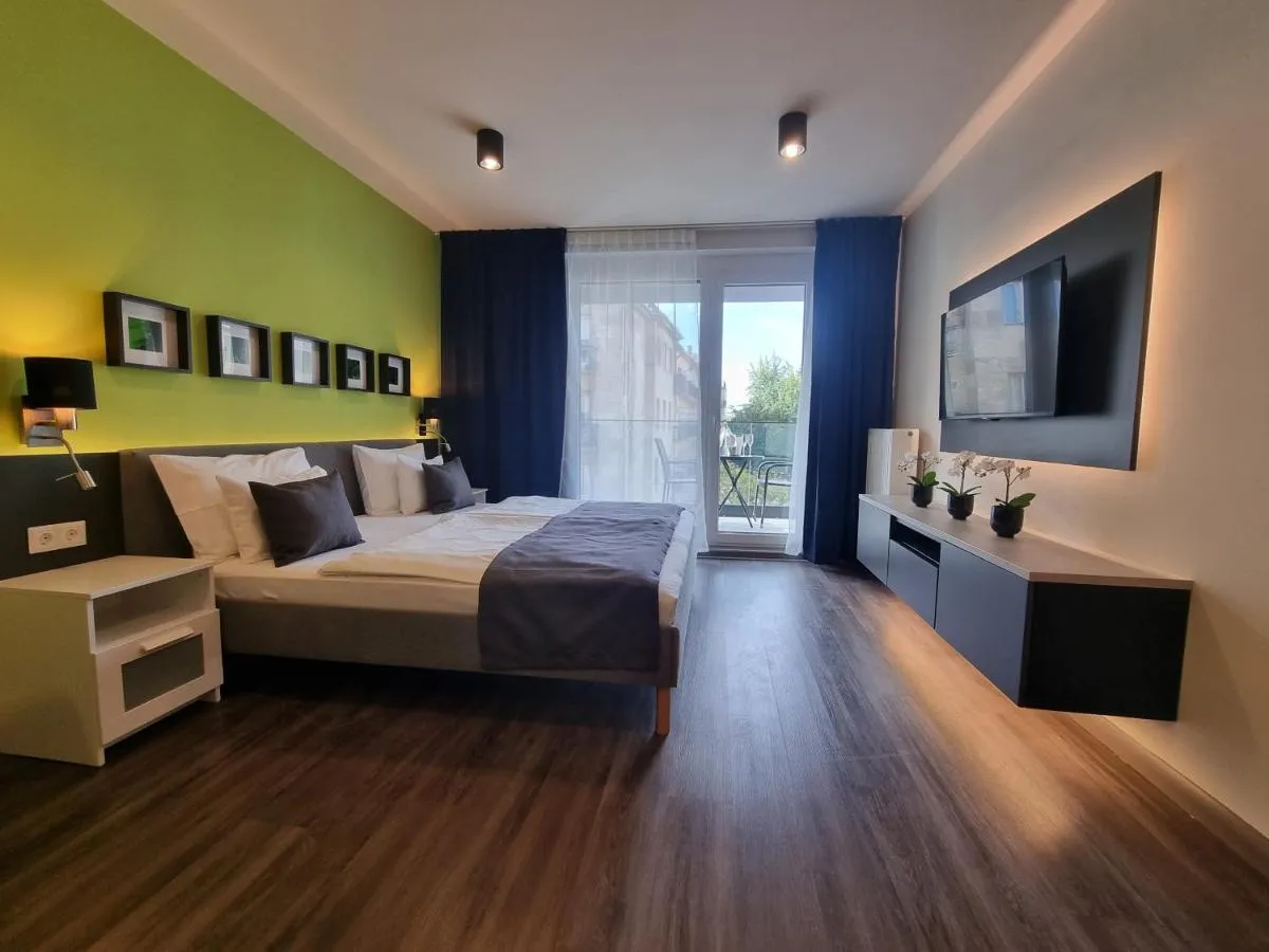 Image 1 of RiverCity Apartments