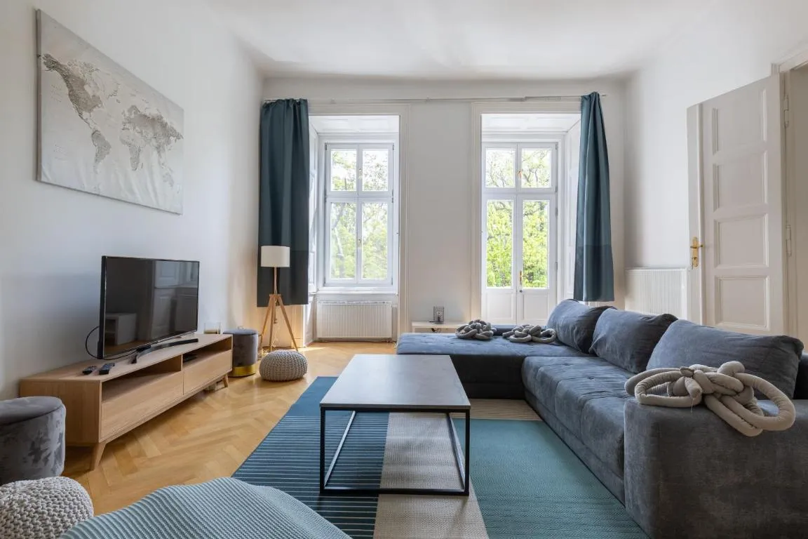Image of SUPER CENTRAL 2BR-2BT with Balcony&View&Sauna&Jacuzzi