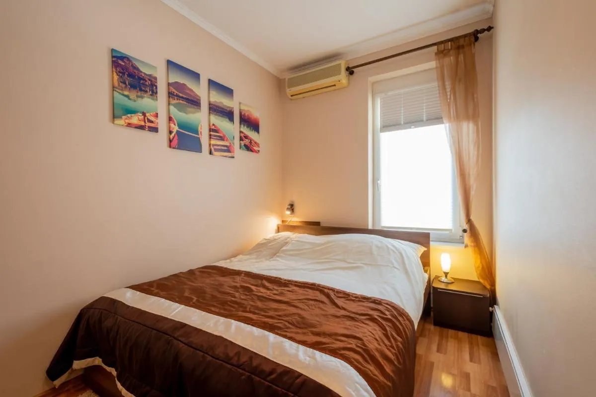 Image 1 of Santos 1214 Apartment