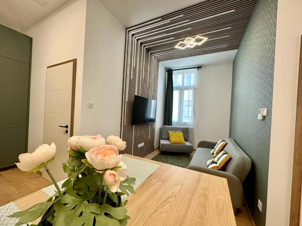 Image 4 of Shiny 3 Bedroom Apartment by GOZSDU Courtyard #downtown #freeparking