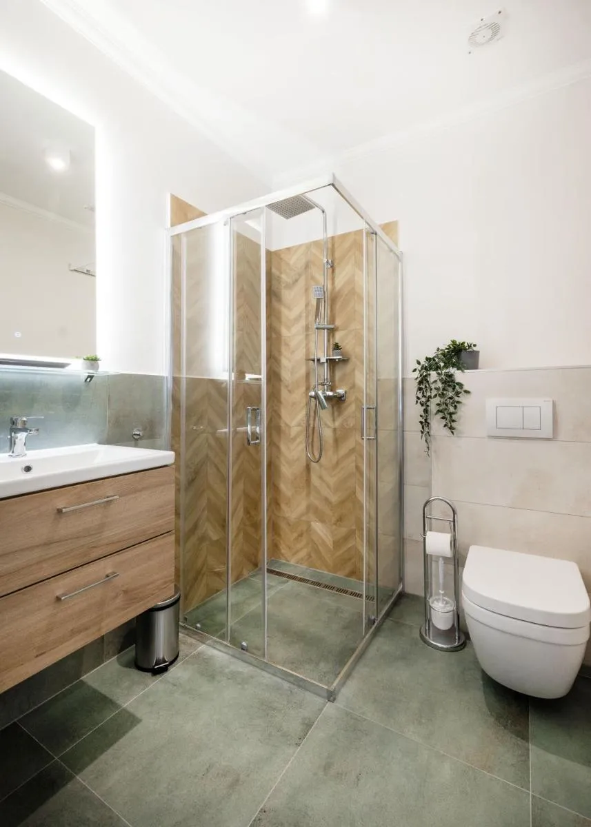 Image 4 of Sleek Downtown Living