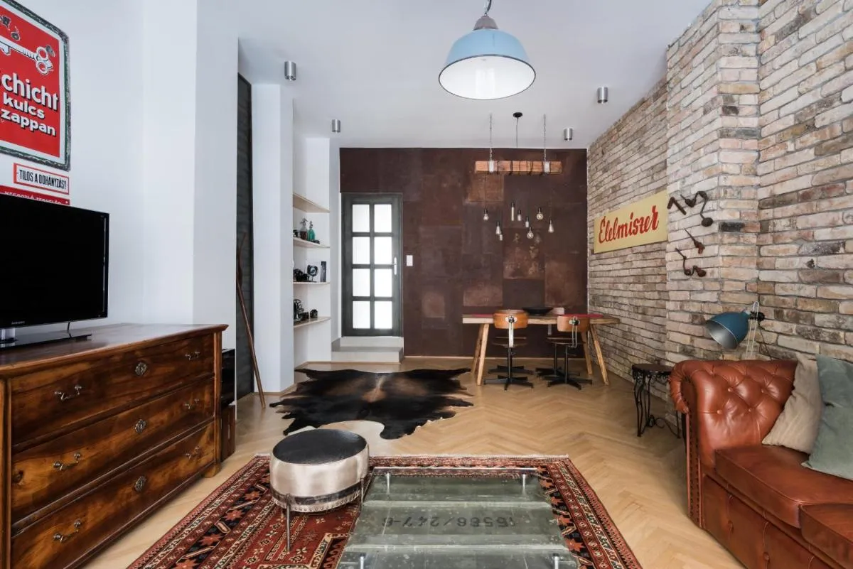 Image 4 of Smart, Stylish Apartment In The Heart Of Budapest