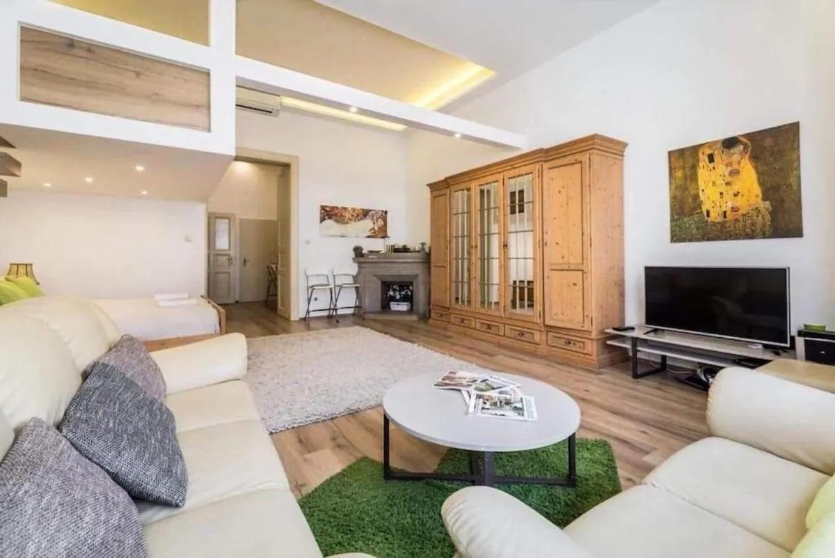 Image 4 of Spacious Apartment in the Central