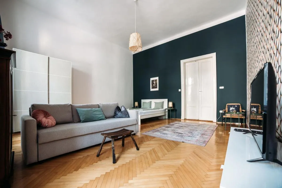 Image 4 of Spacious Apartment near Liget Budapest