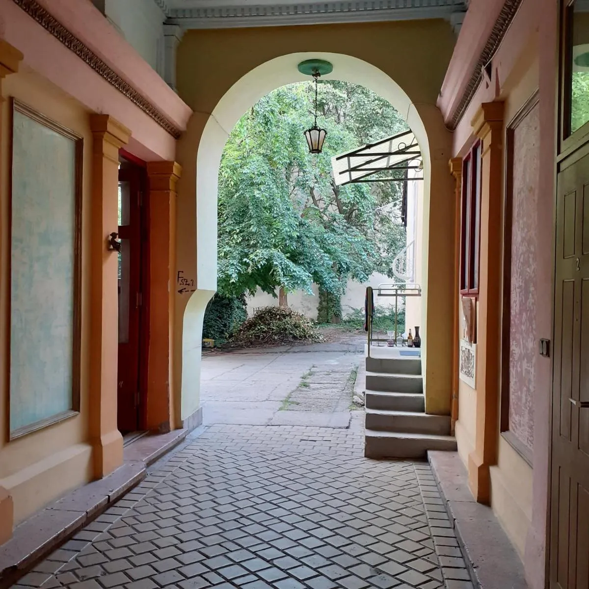 Image 5 of Spacious Apartment near Liget Budapest