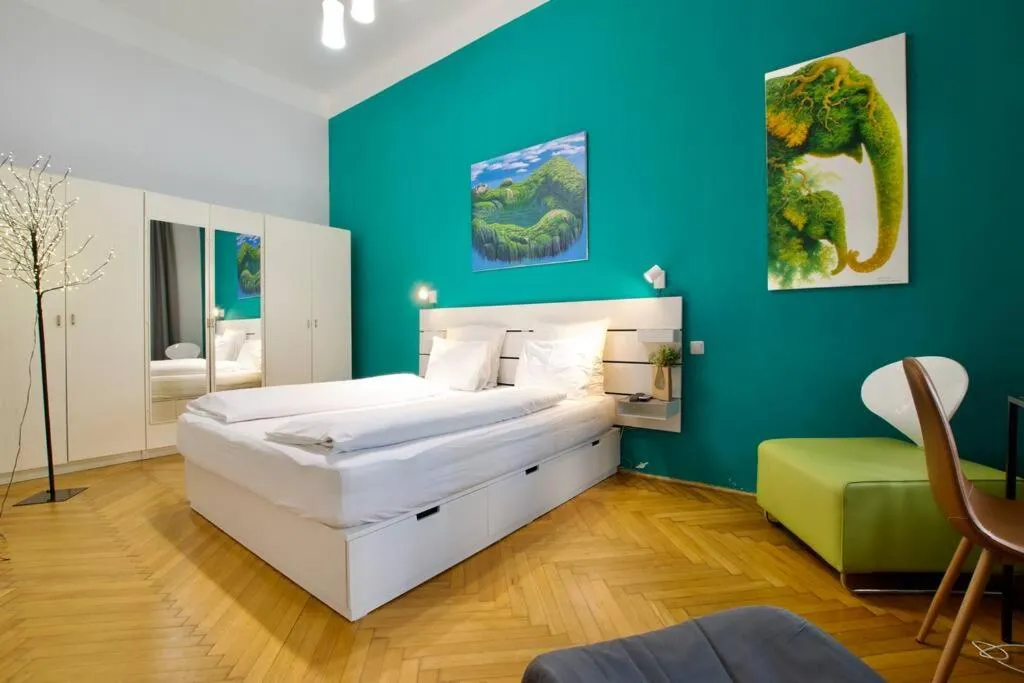 Image of Standard Apartment by Hi5 – St. King street 16.