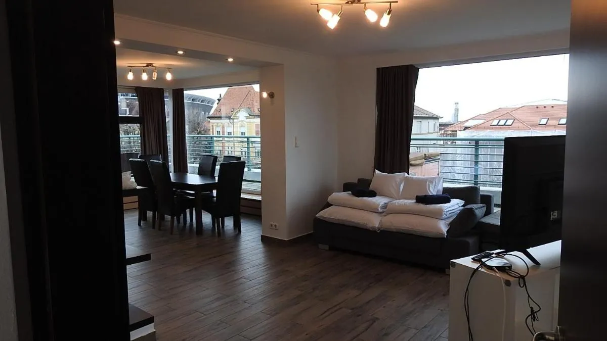 Image 4 of Stefánia Luxury Diplomat Penthouse
