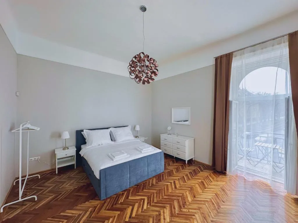Image of Sunny Castle Apartment