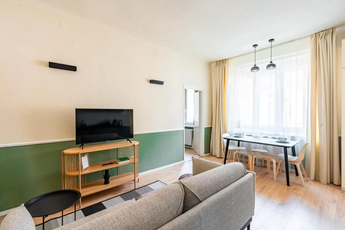 Image 4 of Sunny new luxurious home at the Jewish district
