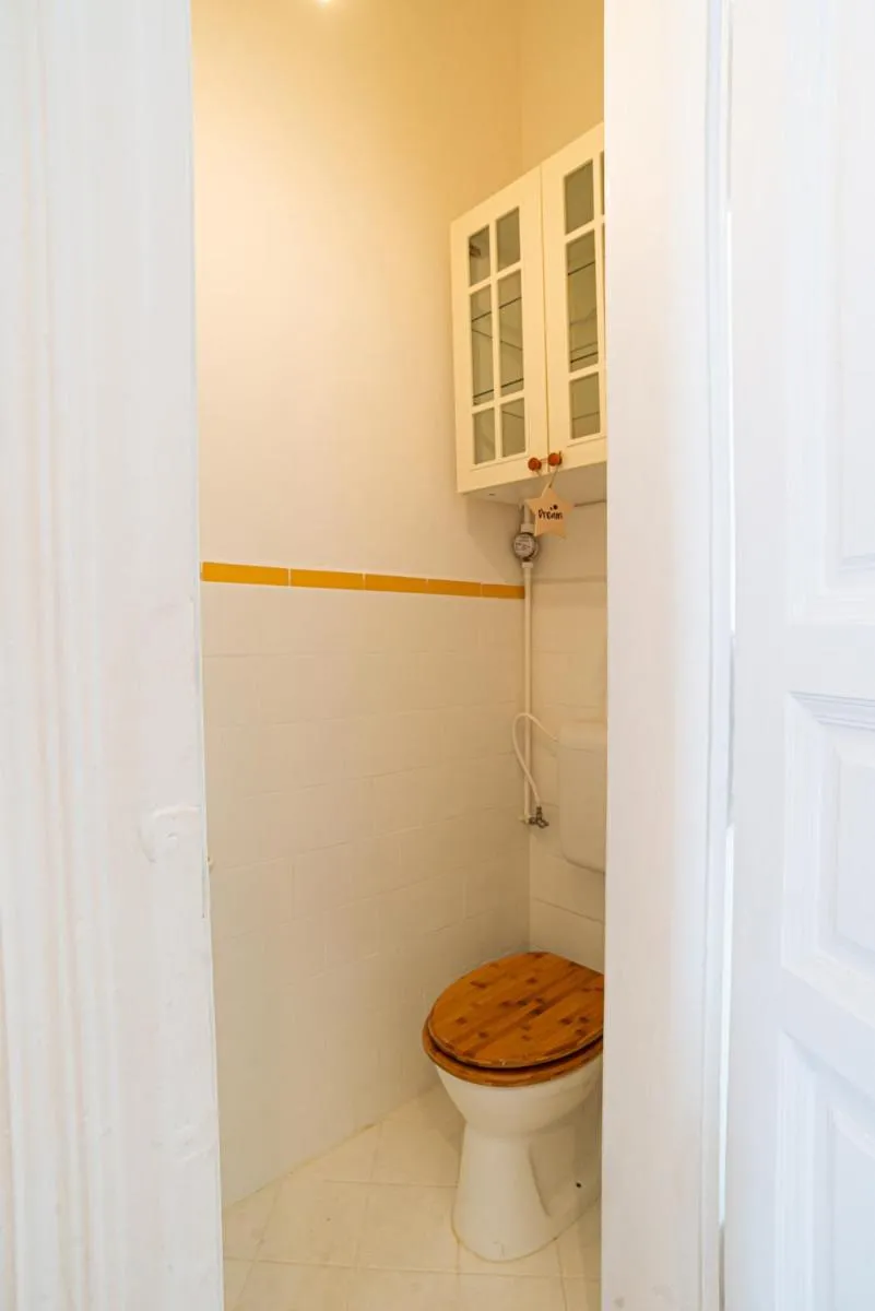 Image 6 of Terrace VuVu – Apartment with balcony in the heart of Budapest
