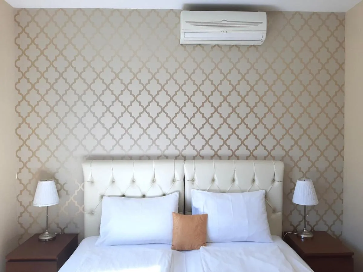 Image 2 of Trendy Deluxe Apartments