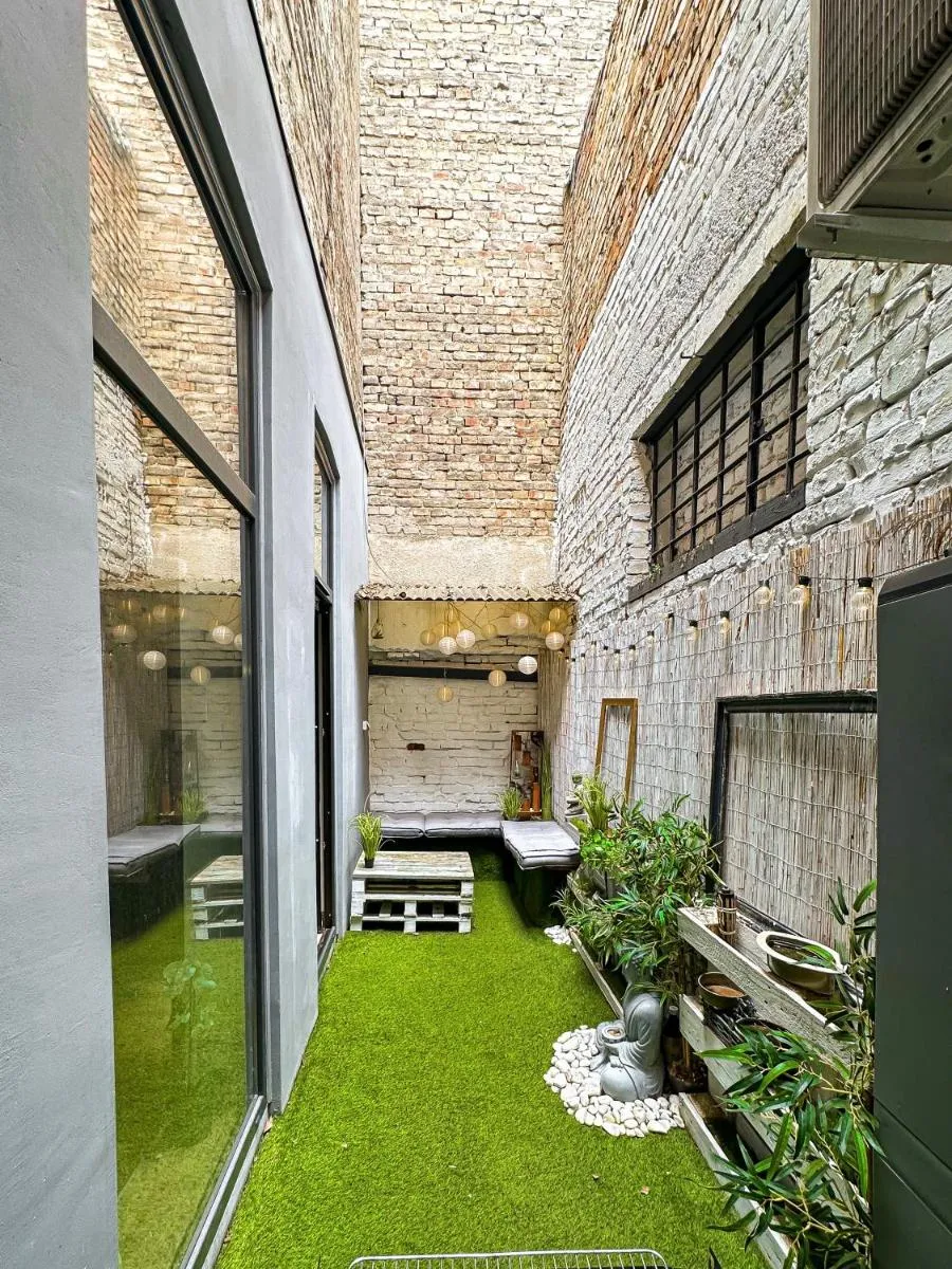 Image 5 of Urban Studio with Private Garden near ANDRASSY