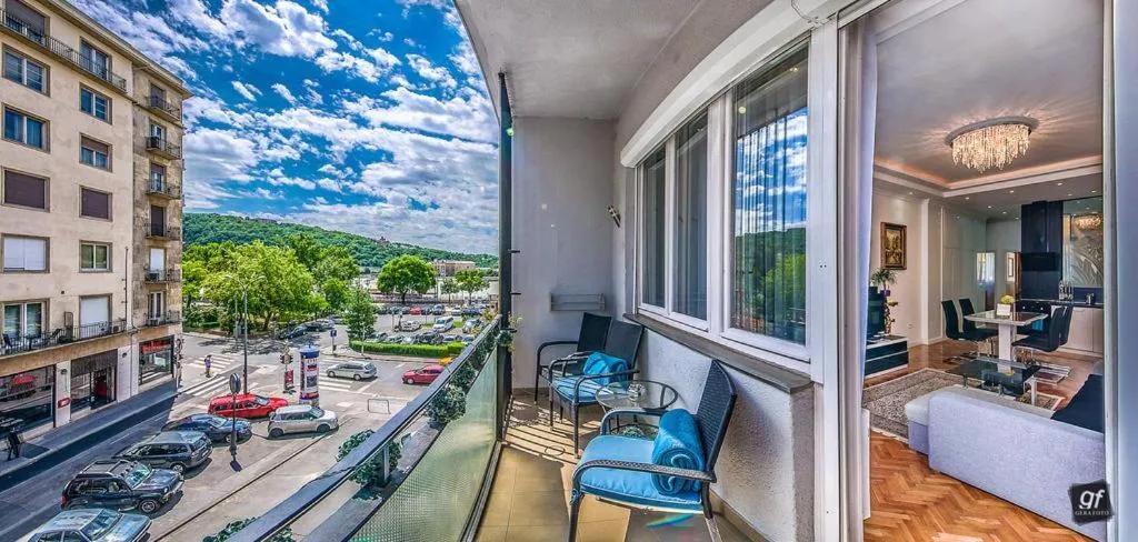 Image 4 of VIP Central Apartments