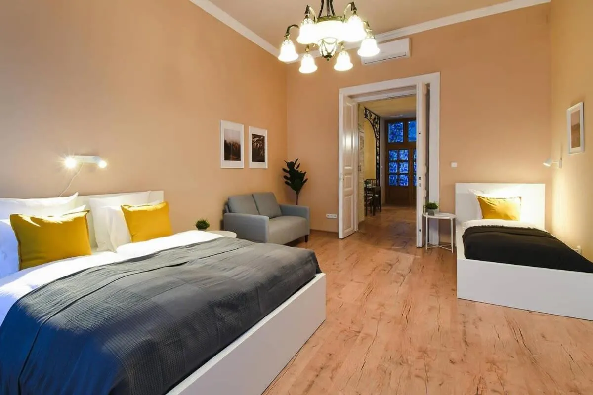 Image 4 of Very central very spacious new home