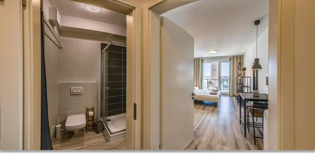 Image 2 of Waterfront Boutique Suite