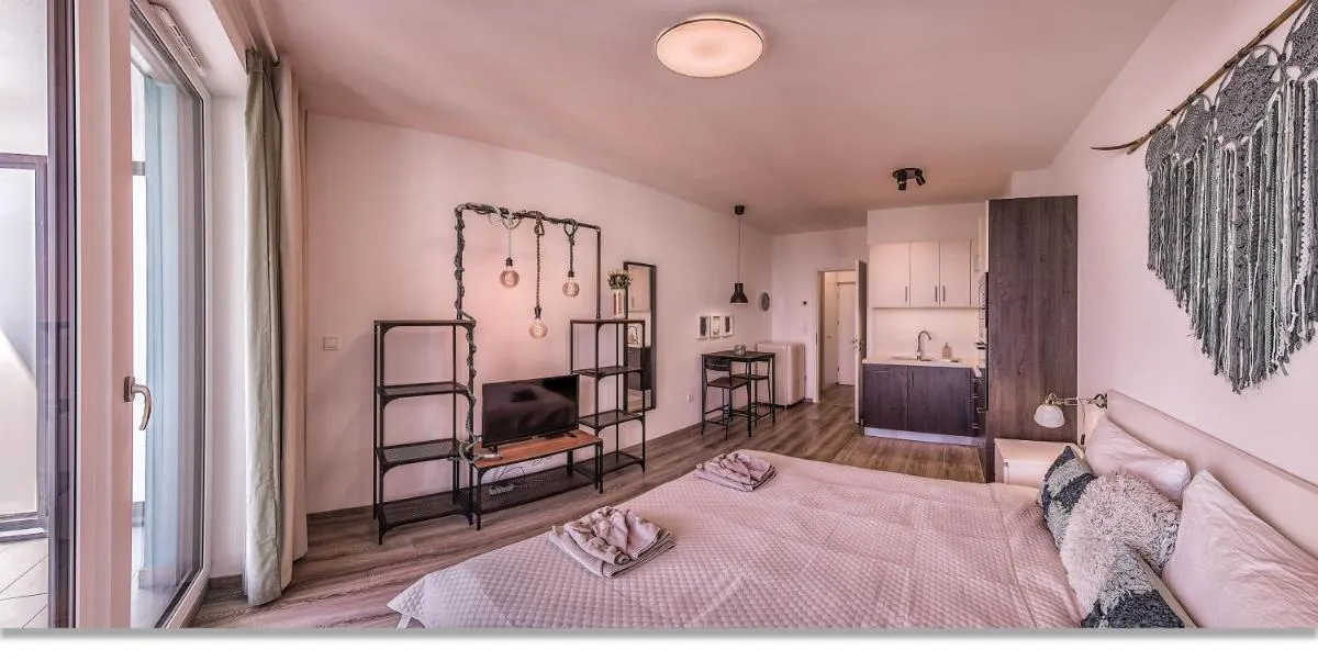 Image 1 of Waterfront Boutique Suite