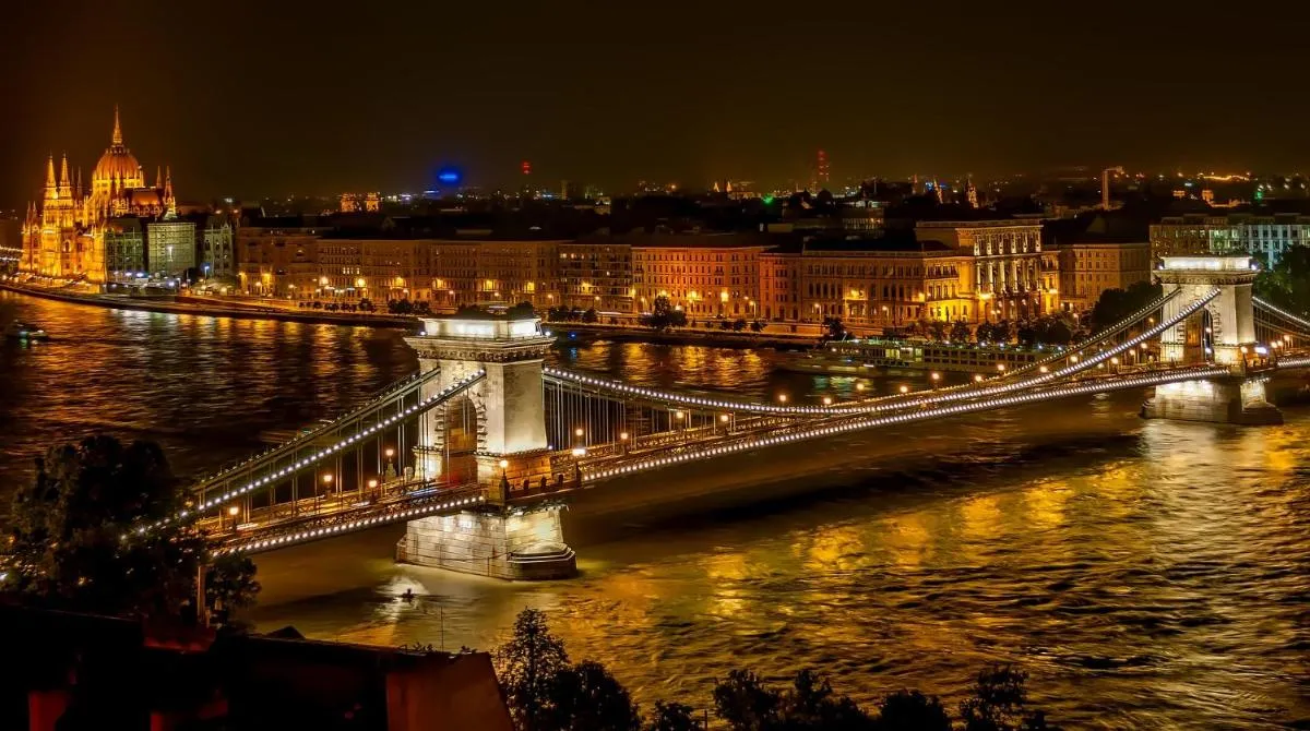 Image 5 of Wess11 Budapest Downtown