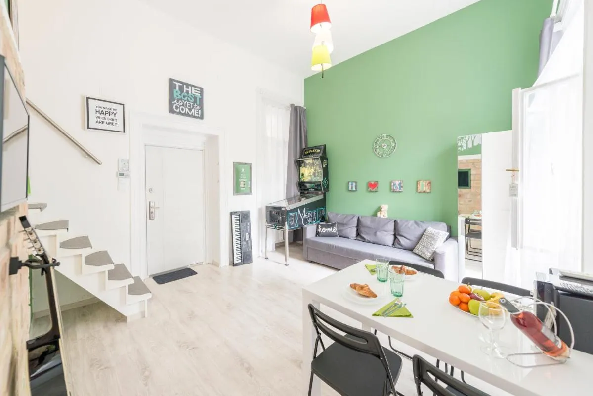 Image 6 of happy home FOX – apartment with free Pinball Machine